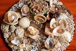 Jardim de Pedra<br>instalação (madeira/pedra/conchas)<br>⌀ 28 cm / altura: 46 cm